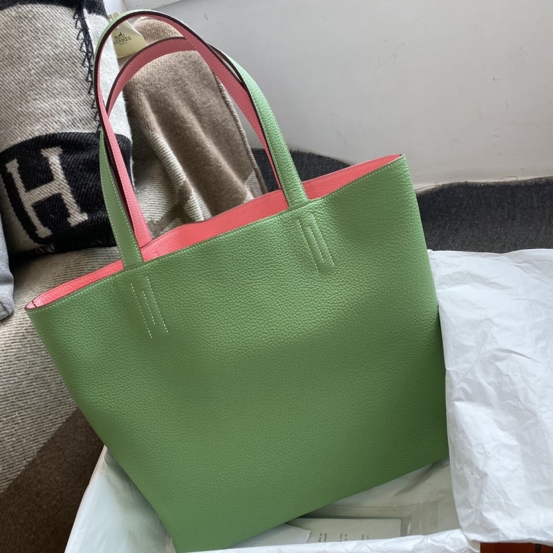 H**mes shopping bags